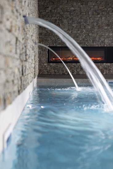 Piscine Higalik Hôtel Les Ménuires, Hôtel Spa &amp; Restaurant