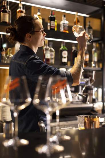 Bar de l'Hôtel Higalik aux Menuires, Hôtel Spa &amp; Restaurant